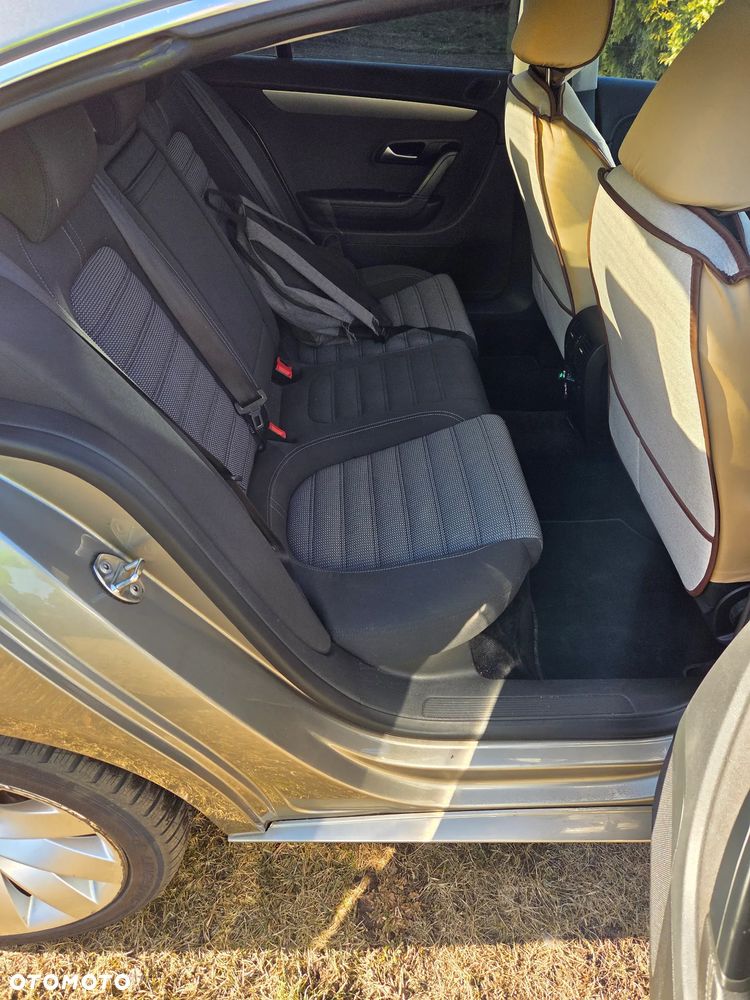 Volkswagen Passat CC - 9
