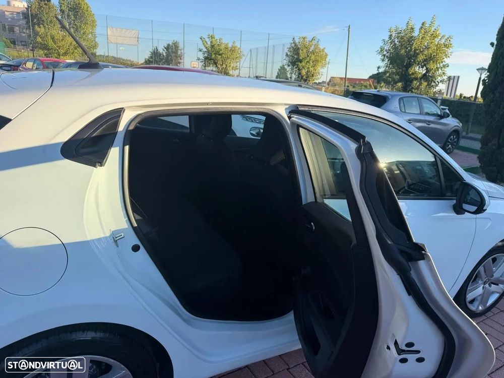 Renault Clio 1.0 TCe Exclusive - 10