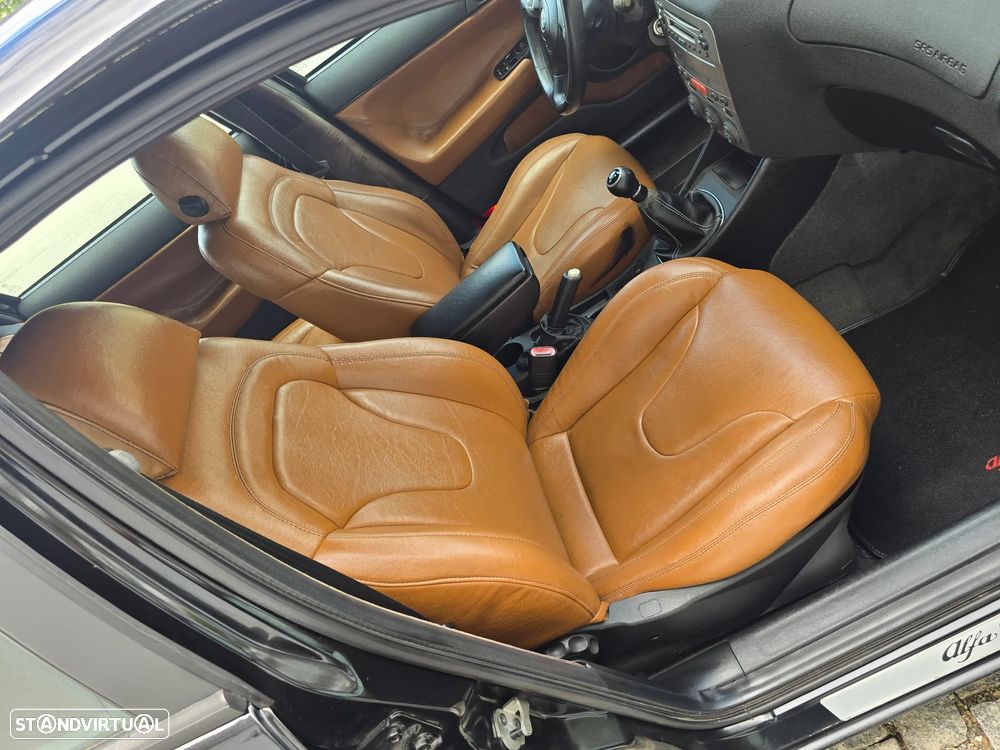 Alfa Romeo 147 1.9 JTD Plus - 21