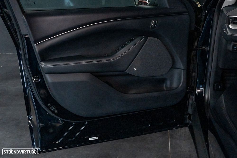 Ford Mustang Mach-E Premium AWD - 21