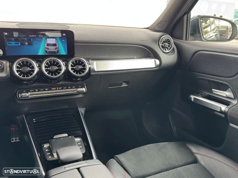 Mercedes-Benz GLB 200 d AMG Line - 22