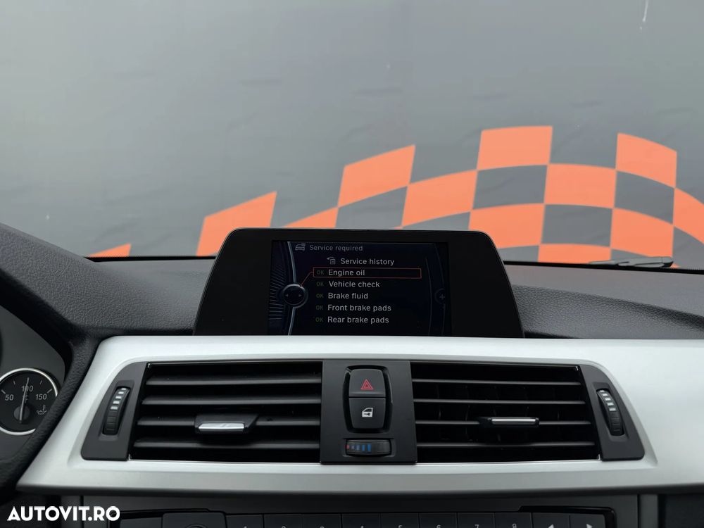 BMW Seria 3 320d Efficient Dynamics Edition Blue Perf. - 17