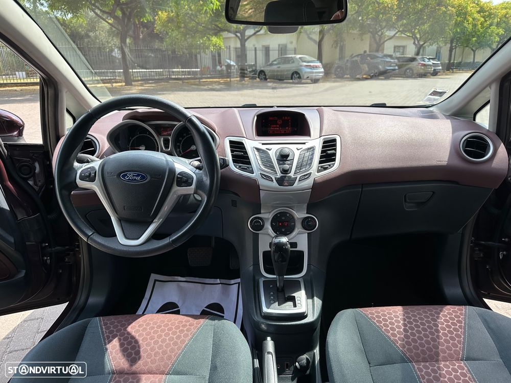 Ford Fiesta 1.4 Titanium Aut. - 15