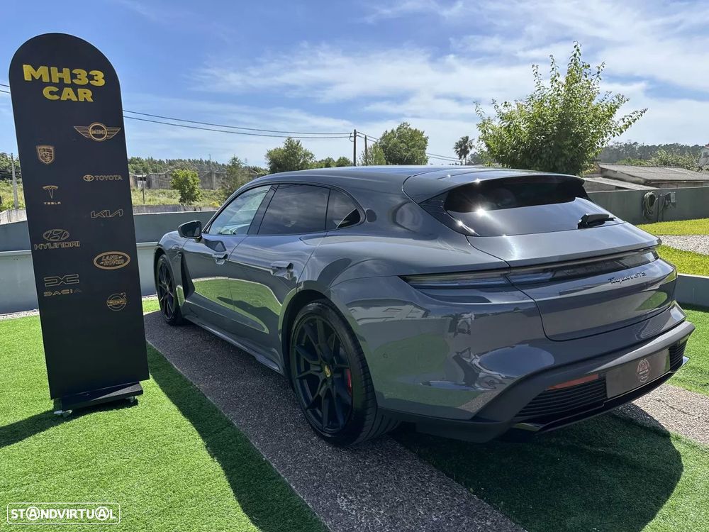 Porsche Taycan Sport Turismo GTS - 11
