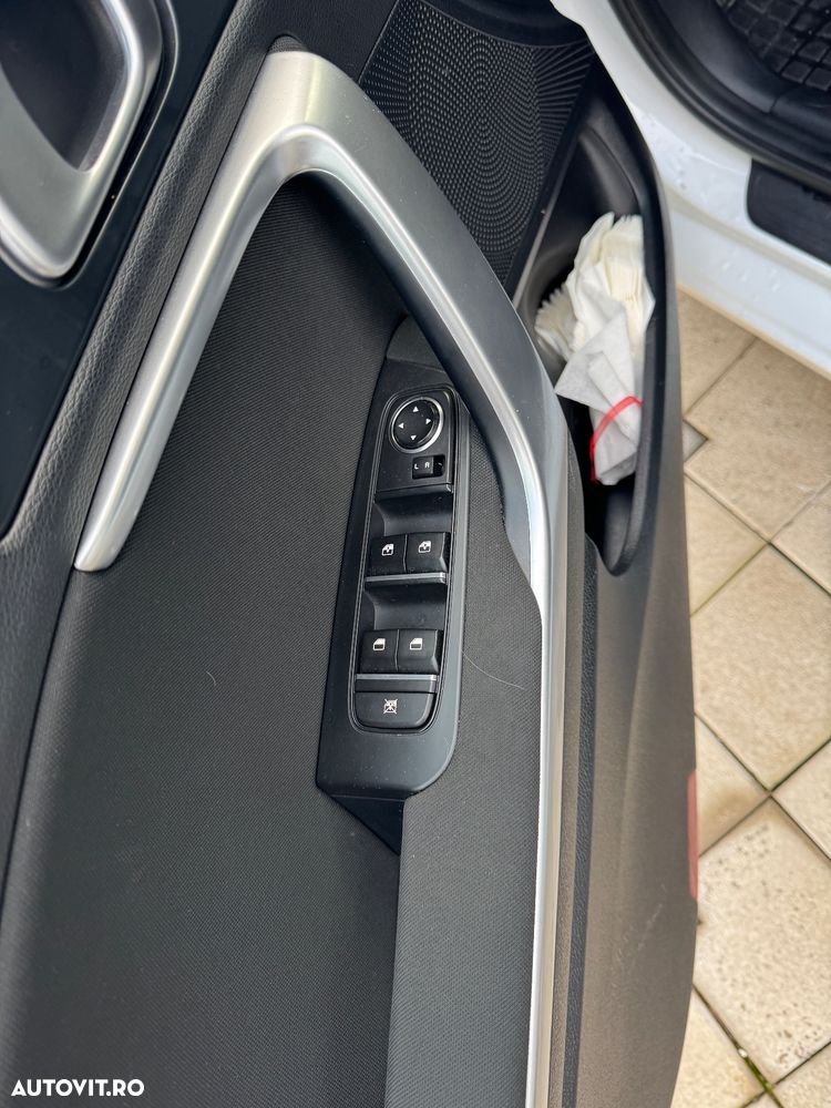 Kia Ceed 1.5 T-GDI 7DCT Best+ - 12