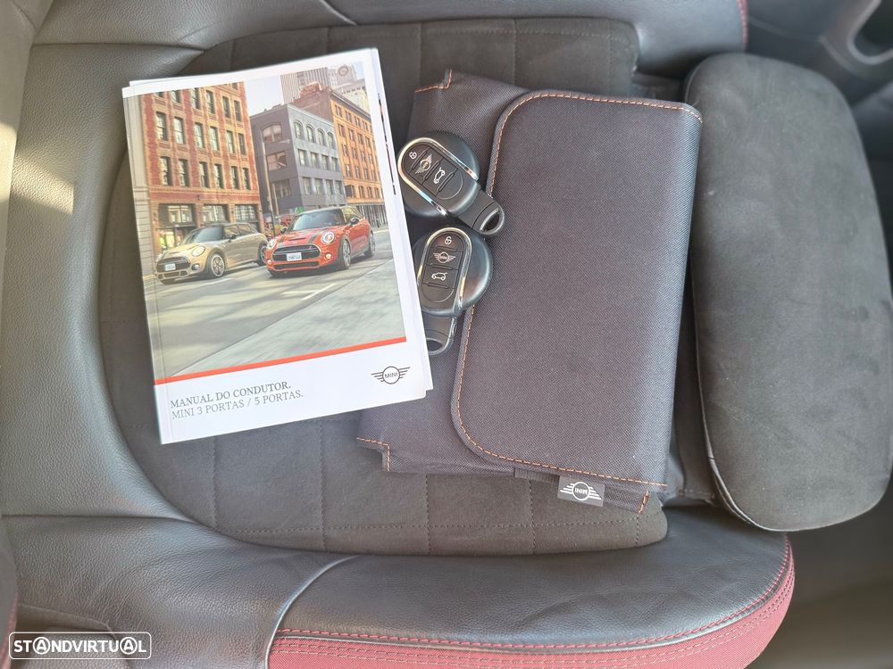 MINI 3 Portas John Cooper Works - 19