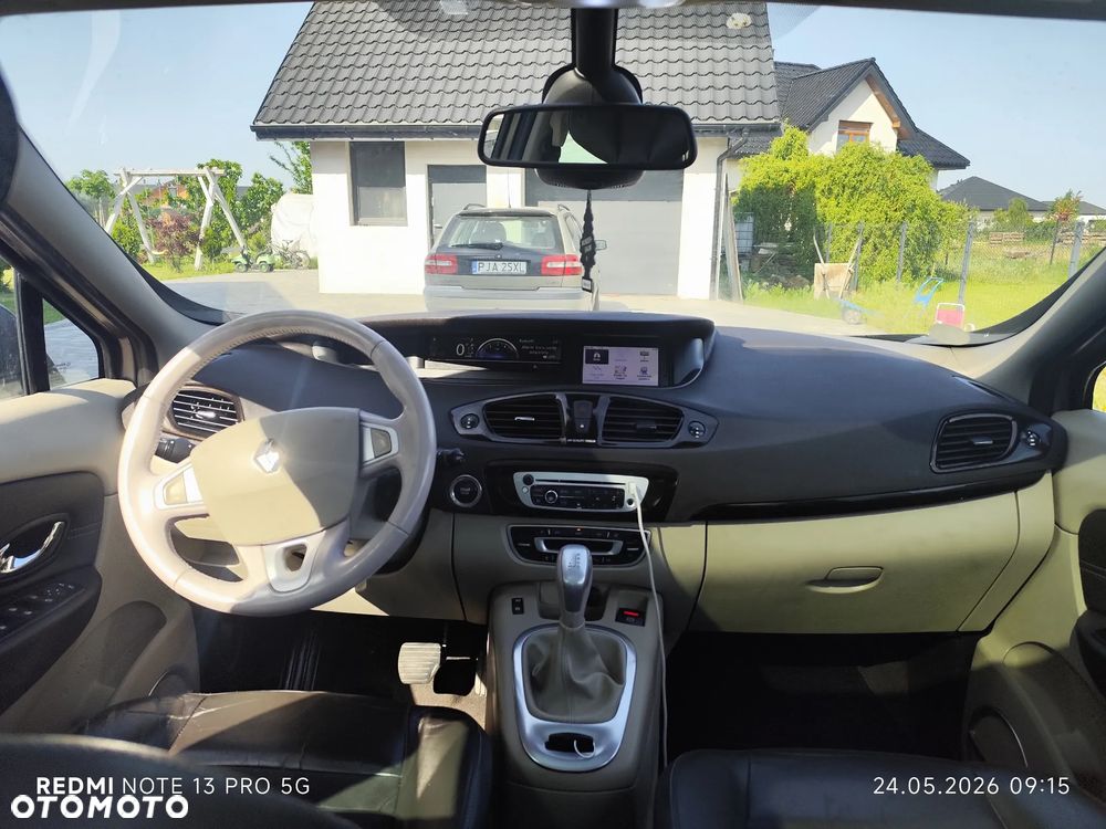 Renault Scenic dCi 110 EDC Paris - 6