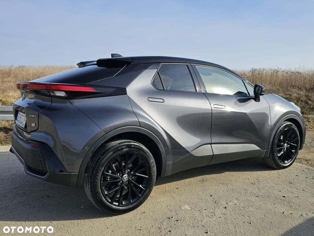 Toyota C-HR - 8