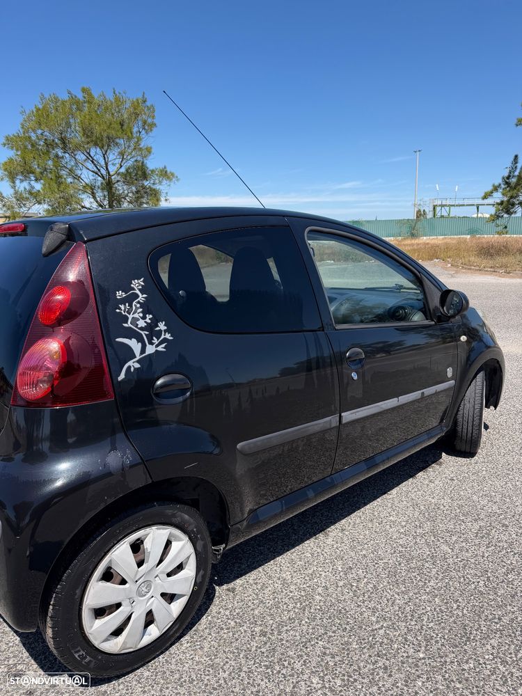 Peugeot 107 1.0 SE Envy - 3