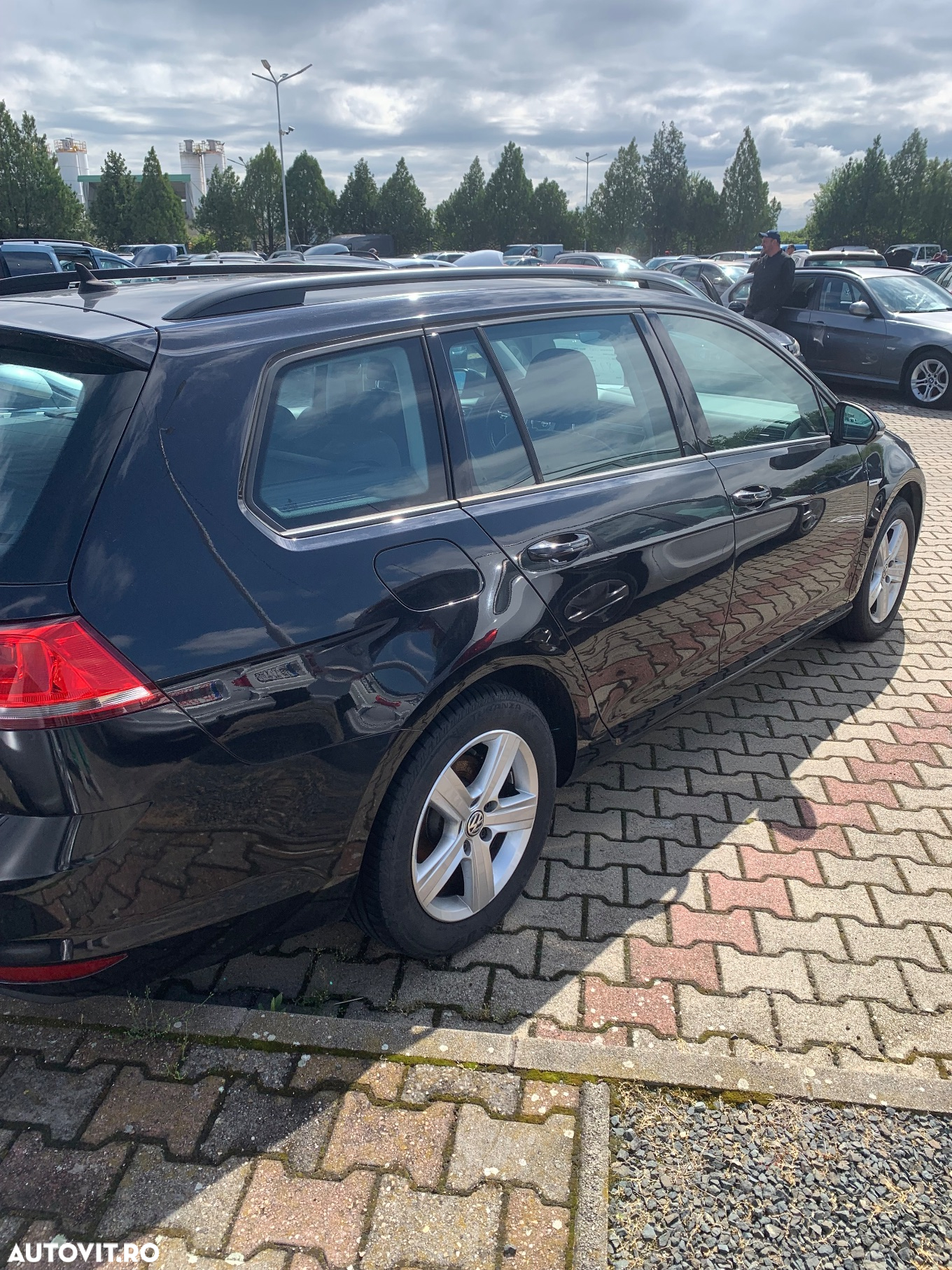Volkswagen Golf 2.0 BlueTDI Highline - 6