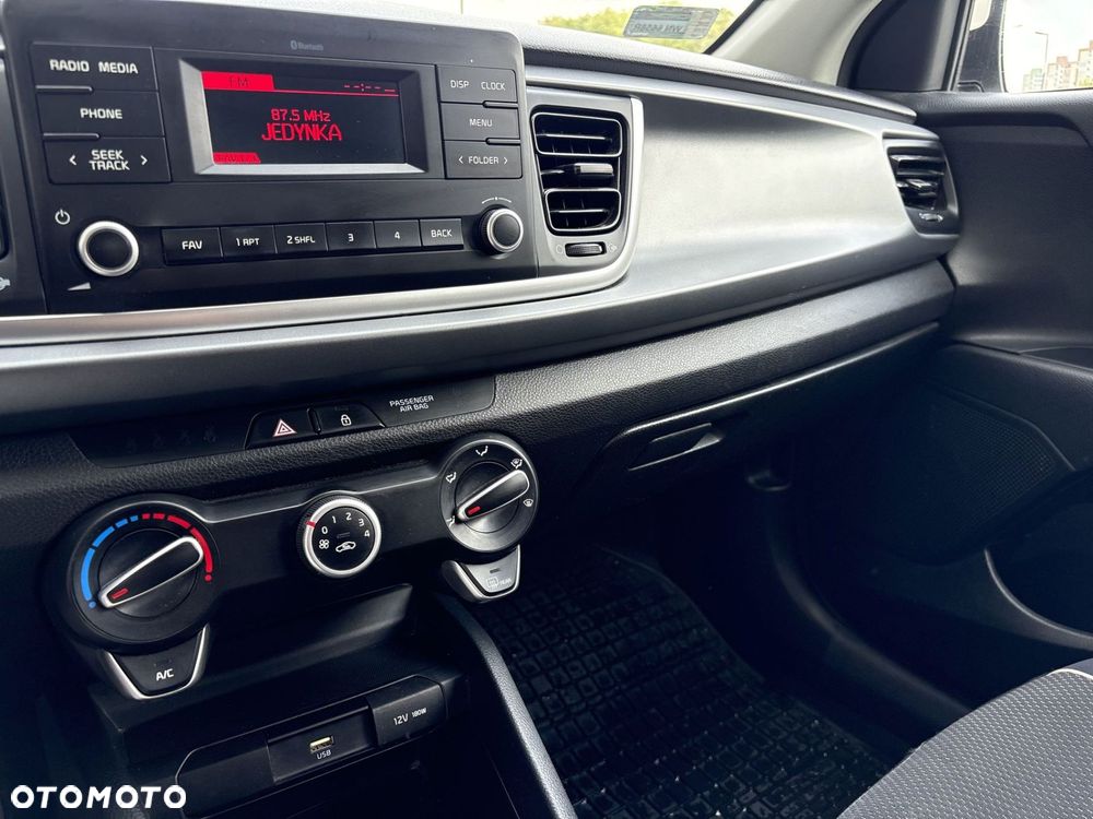 Kia Rio 1.2 M - 19