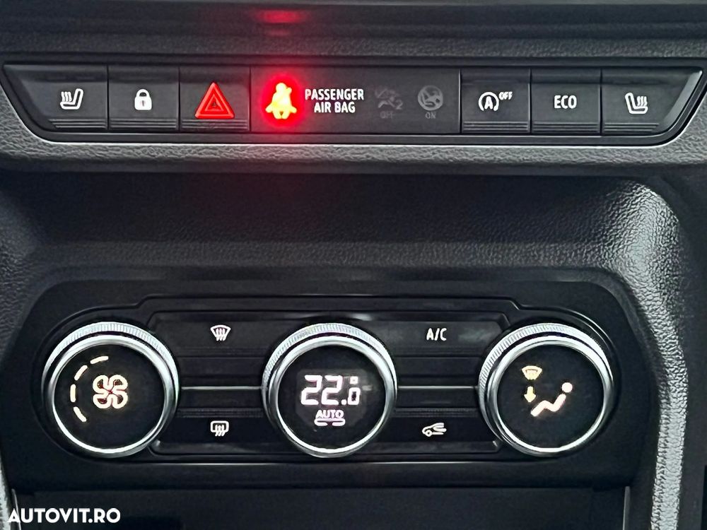 Dacia Logan TCe 90 MT6 Prestige - 17