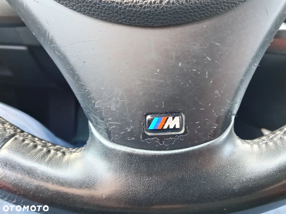 BMW Seria 3 320i - 25