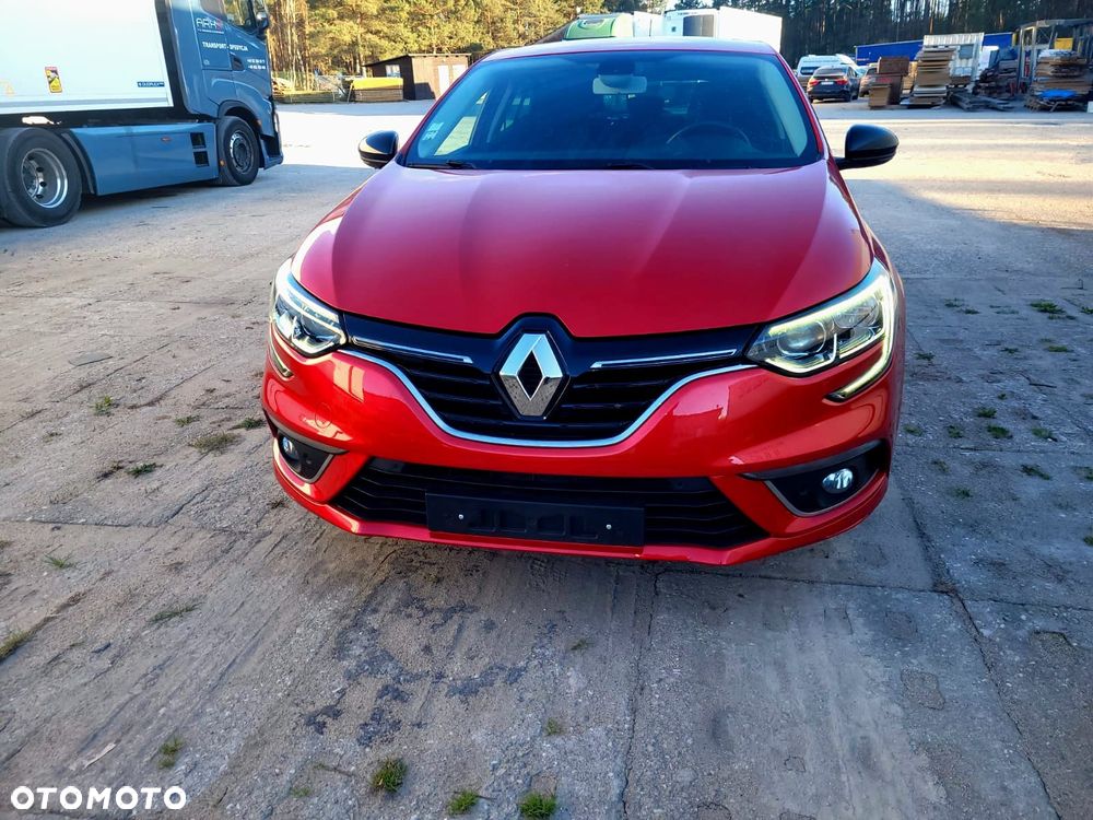 Renault Megane TCe 140 GPF LIMITED - 2