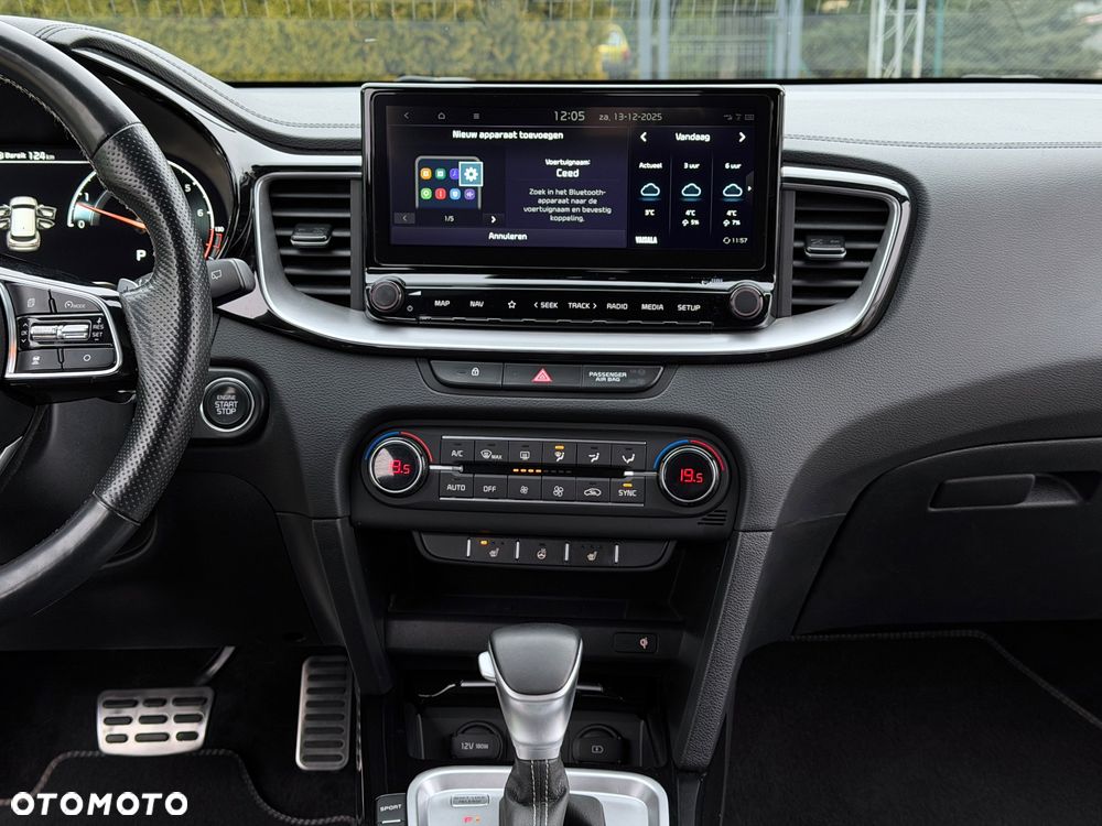 Kia ProCeed 1.5 T-GDI DCT7 OPF GT LINE - 23