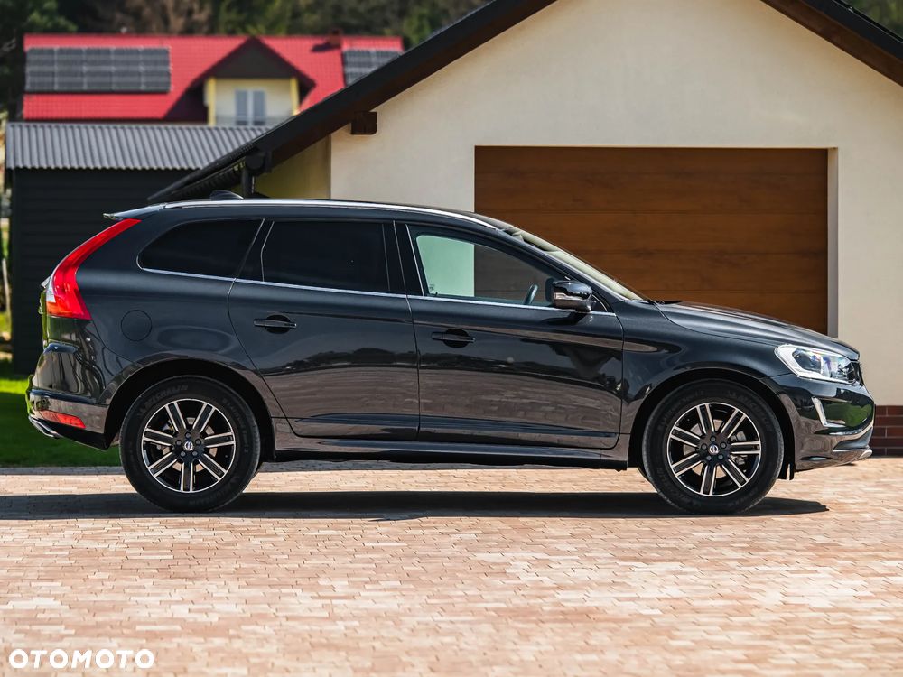 Volvo XC 60 D4 Momentum - 9