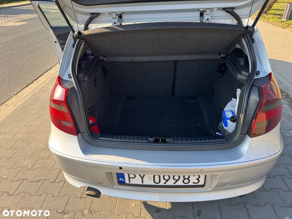 BMW Seria 1 118i Edition Sport - 12