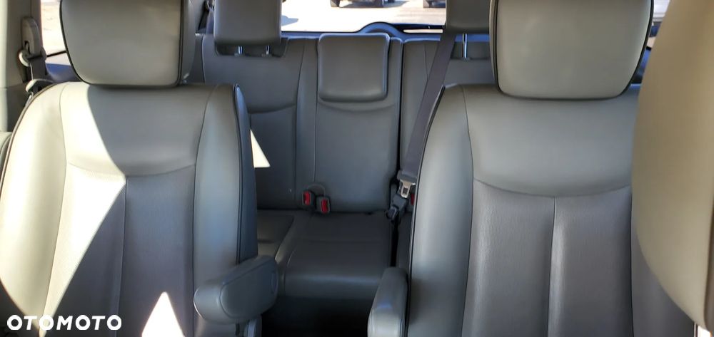 Nissan Quest 3.5 SL - 7