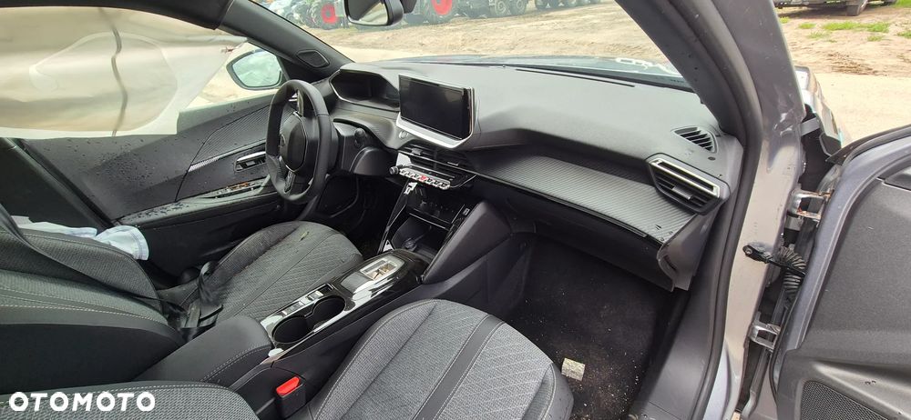 Peugeot 2008 54kWh Active - 21