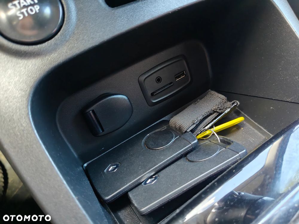 Renault Captur ENERGY TCe 120 EDC Elysee - 29