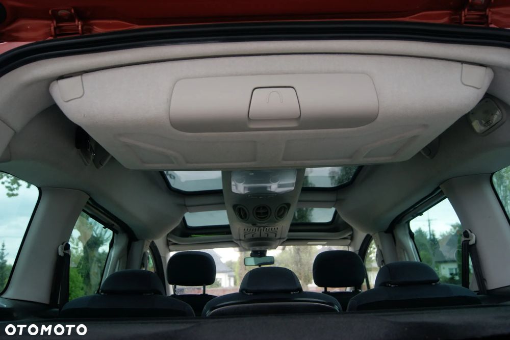 Peugeot Partner 110 Tendance mit Familien-Paket - 38