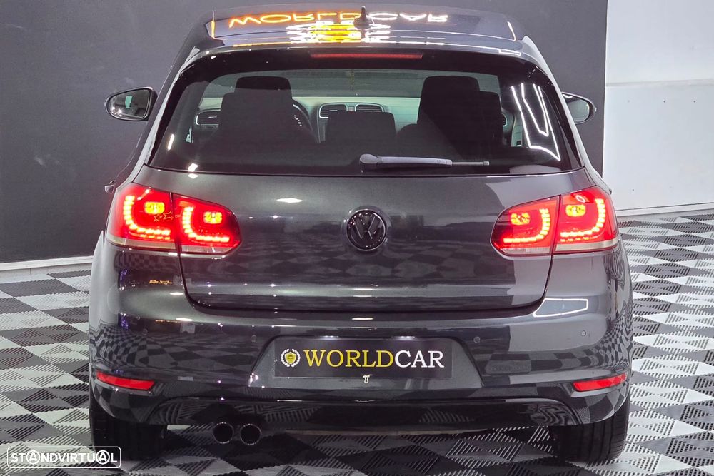 VW Golf 2.0 TDI DPF DSG GTD - 29