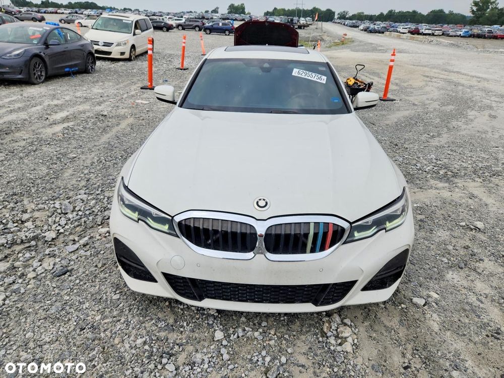 BMW Seria 3 330i M Sport sport - 5
