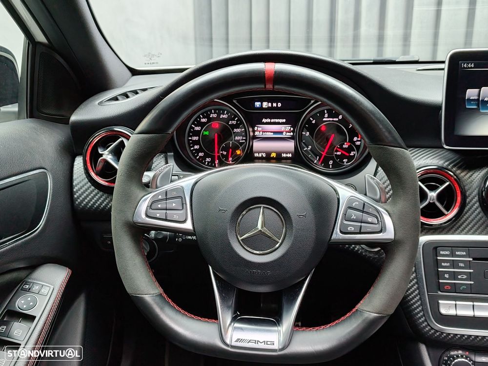 Mercedes-Benz A 45 AMG 4Matic Speedshift 7G-DCT - 12