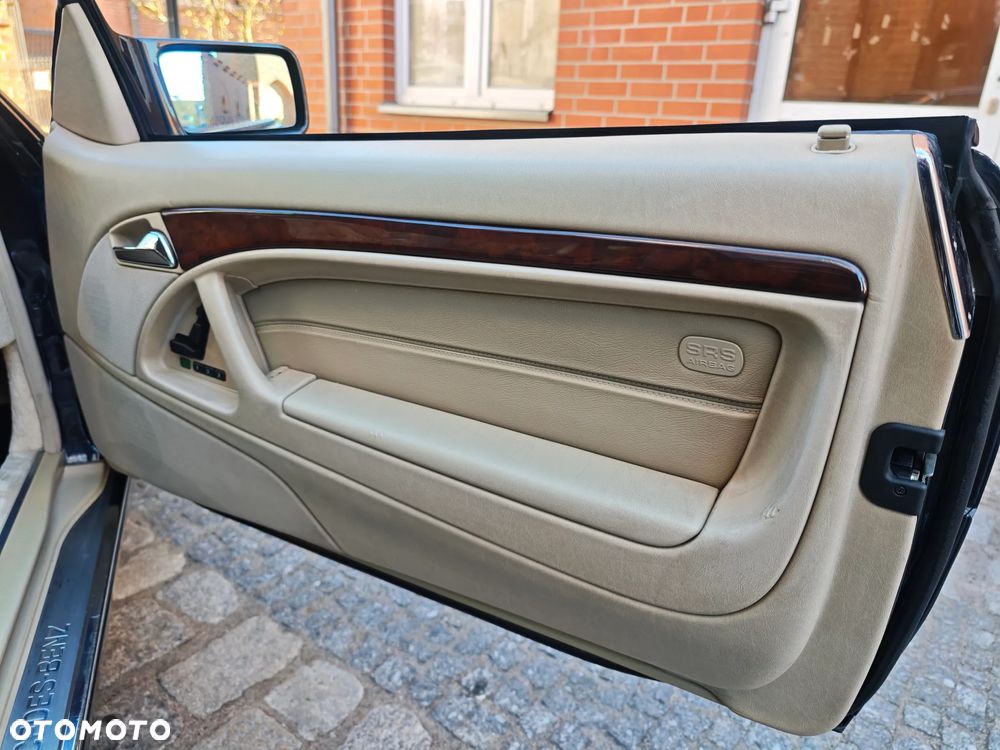 Mercedes-Benz SL - 15