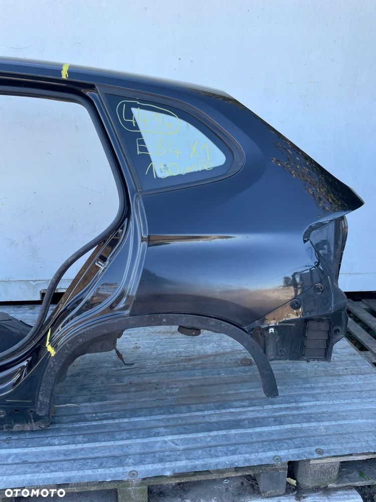Blotnik poszycie cwiartka szyba listwa lewy tyl 475 475/9 BMW X1 E84 - 2