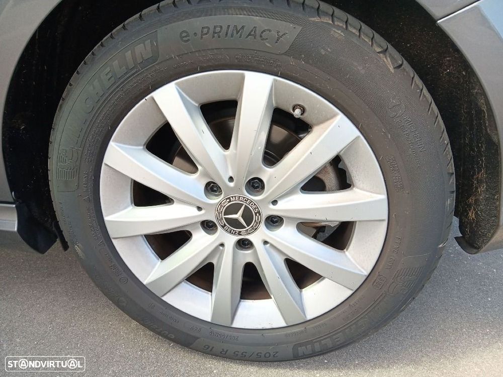 Mercedes-Benz B 180 d Style - 19