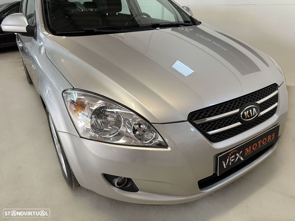 Kia Ceed 1.6 CRDi EX - 17