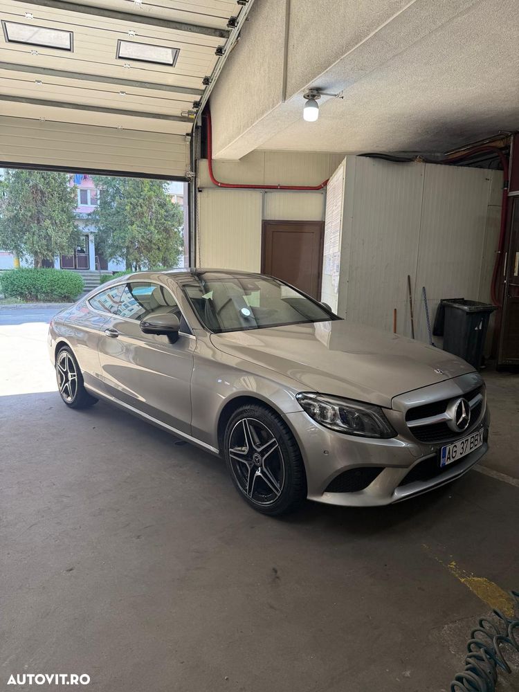 MERCEDES-BENZ Clasa C