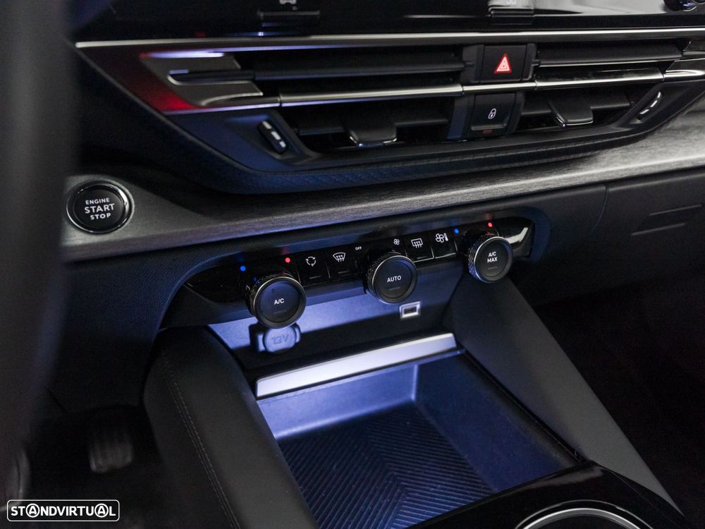 Citroën C5 X 1.6 Hybrid Feel Pack e-EAT8 - 26