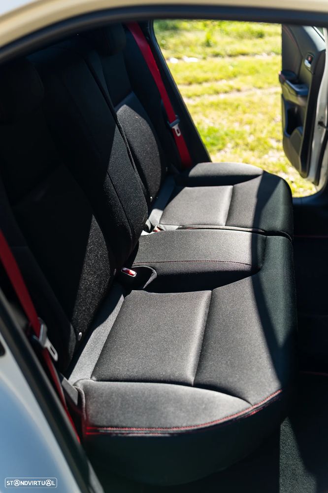 Honda Civic 2.0 VTEC Turbo Type R GT - 35