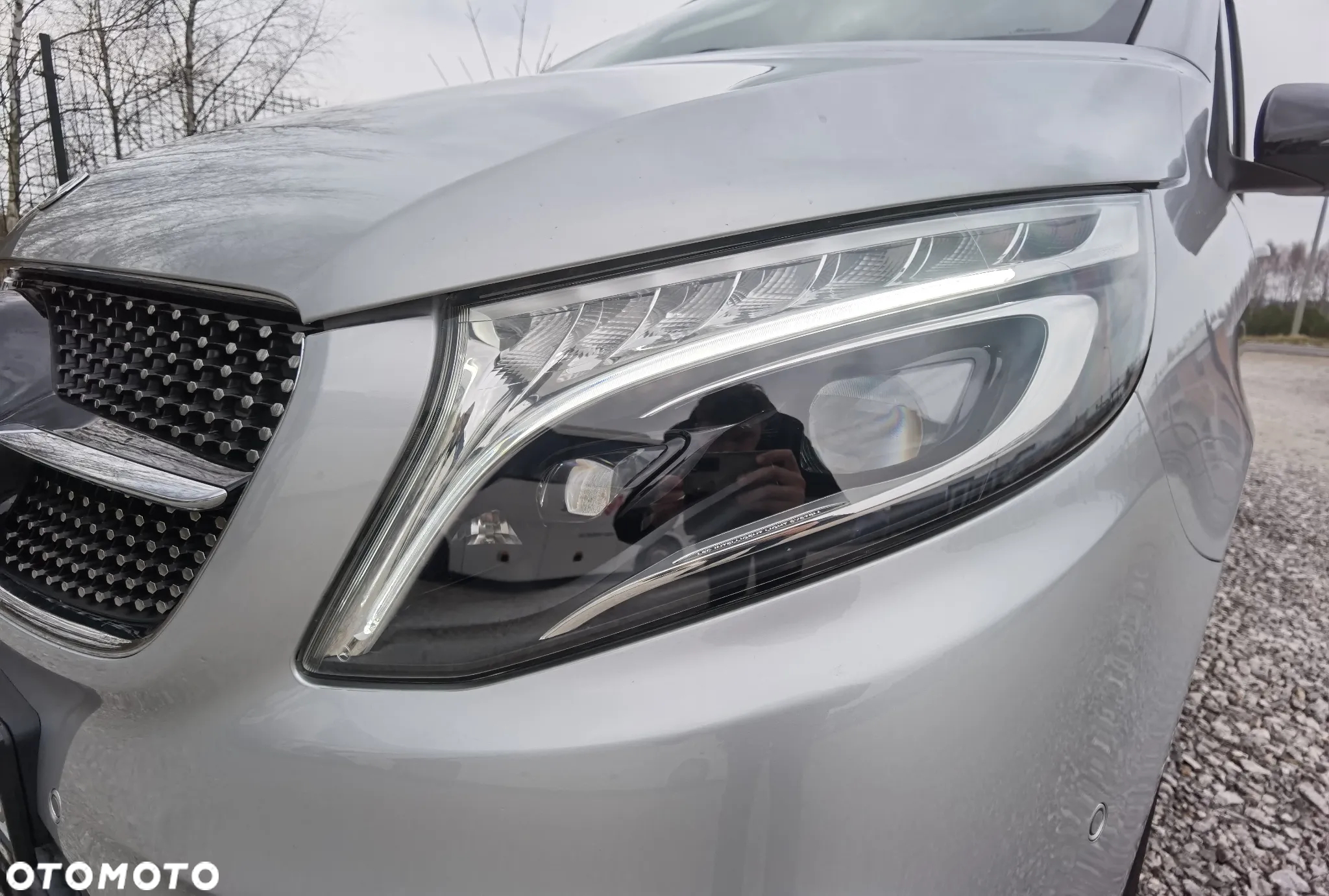 Mercedes-Benz Klasa V 300 d 4-Matic 9G-Tronic - 12