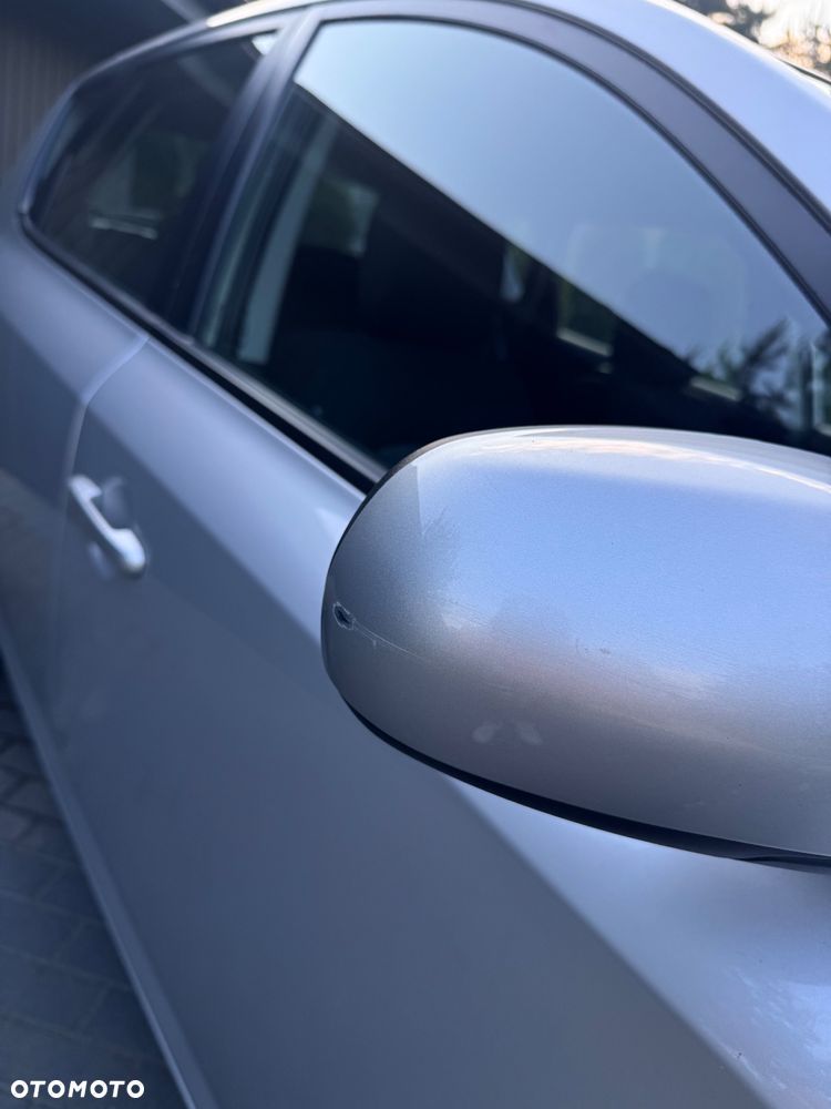 Kia Ceed 1.4 L - 13