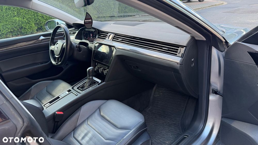 Volkswagen Arteon 2.0 TDI Bi-Turbo SCR 4Mot Elegance DSG - 16