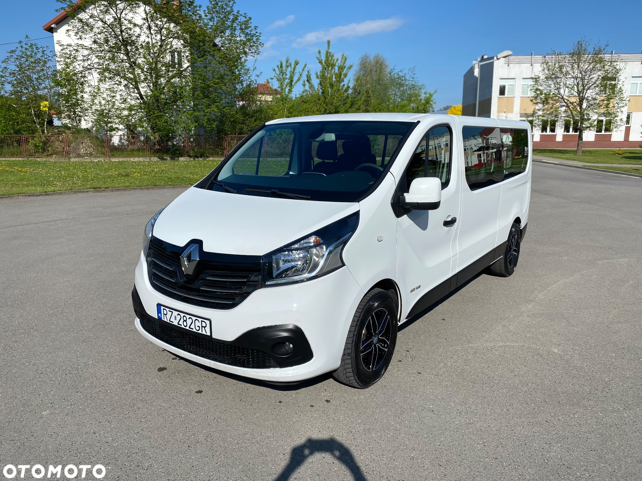 Renault Trafic Grand Passenger 3,0t Pack Clim - 17