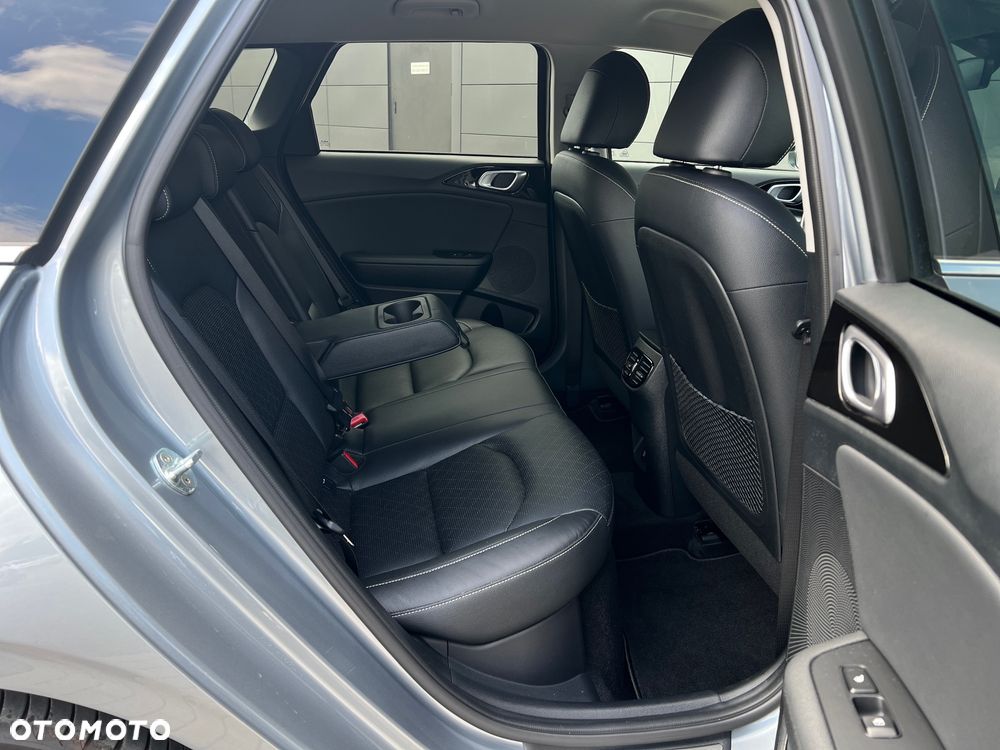 Kia Ceed 1.6 GDI PHEV XL DCT - 39