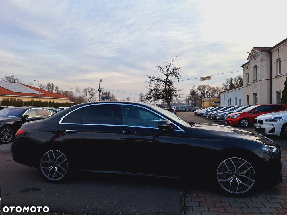 Mercedes-Benz Klasa E 220 d 9G-TRONIC - 4