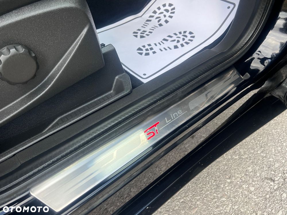 Ford Kuga 2.0 TDCi AWD ST-Line - 28