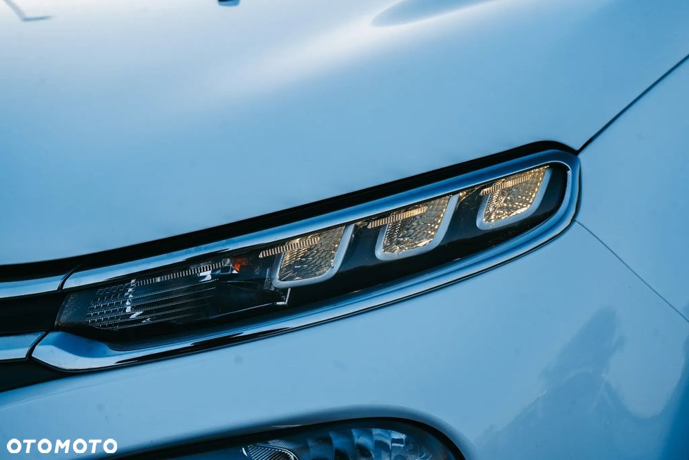 Citroën C3 1.2 PureTech Shine - 17