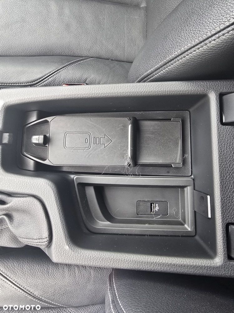 BMW 3GT 320d Luxury Line - 17