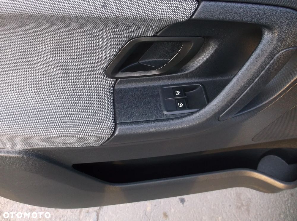 Skoda Fabia 1.4 MPI FAMILY - 16