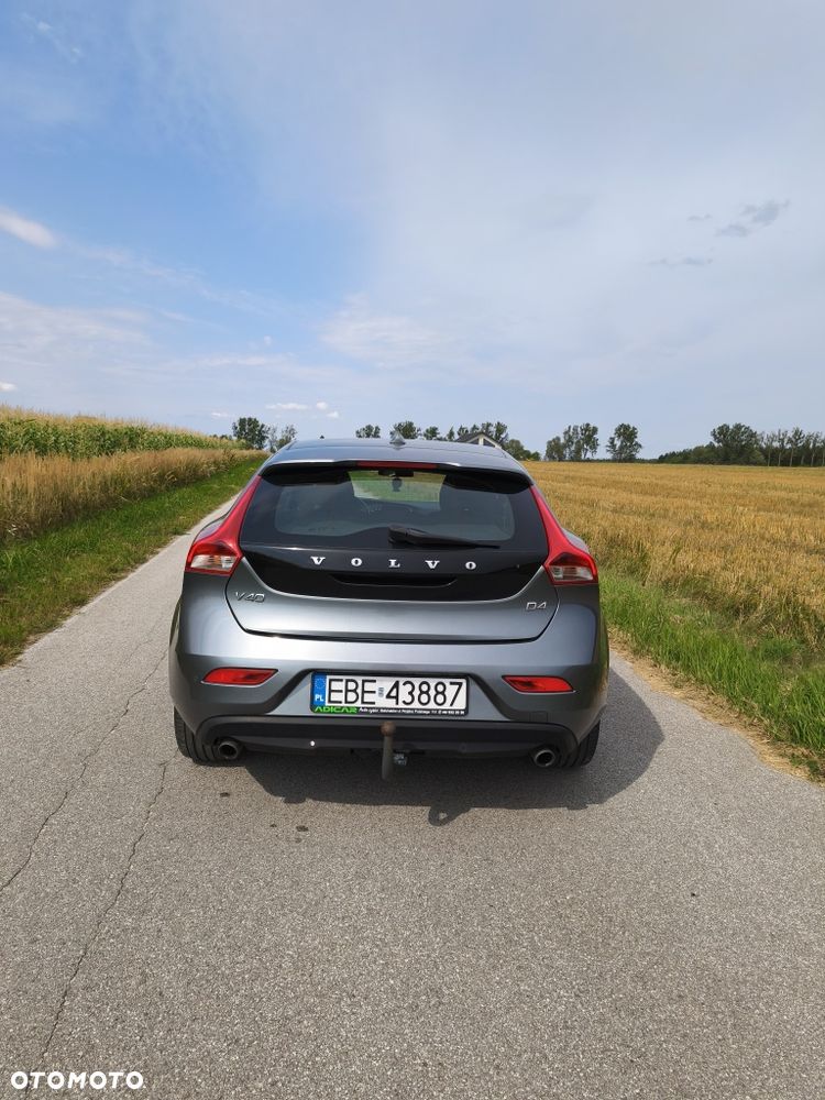 Volvo V40 - 4