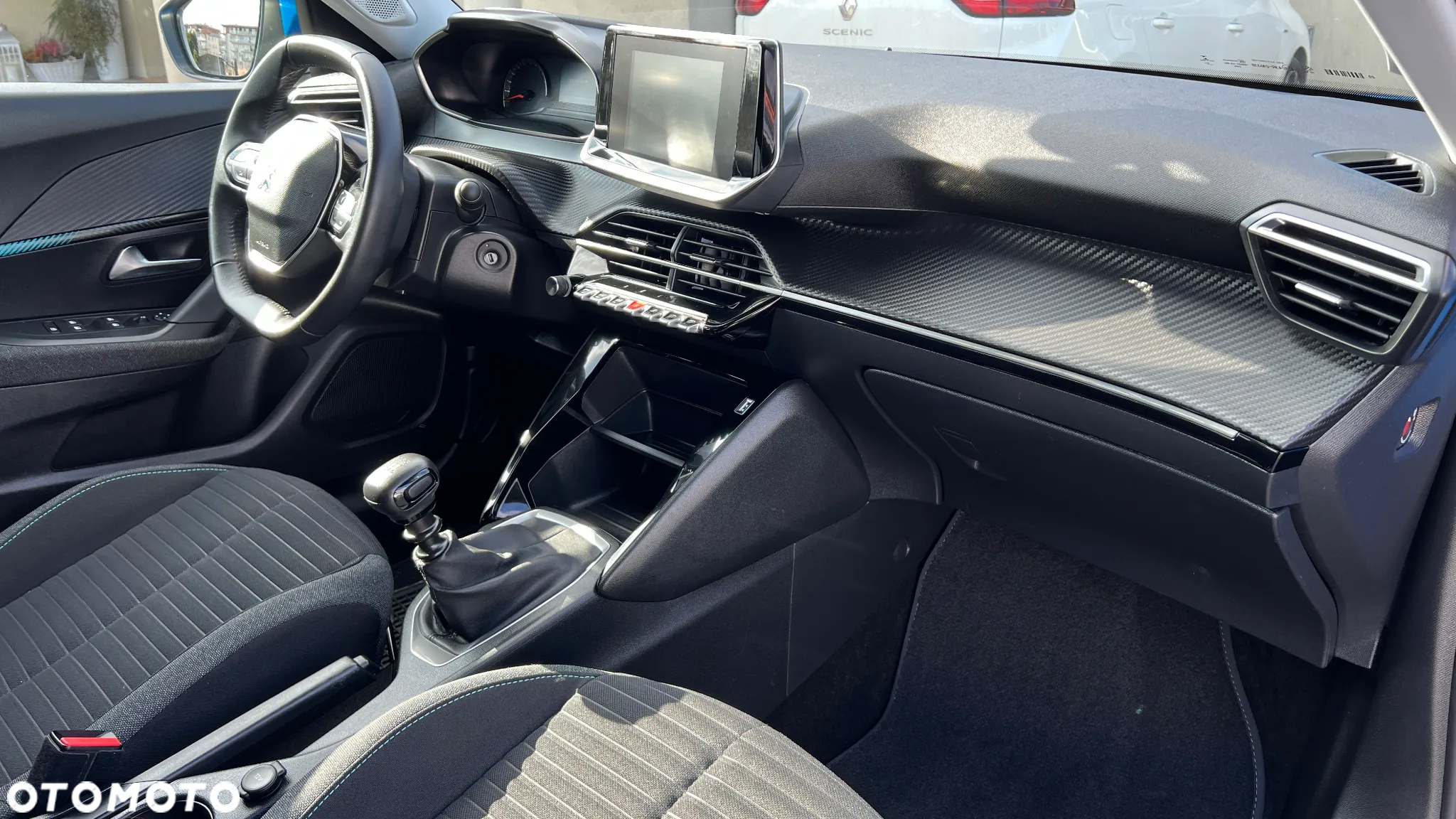 Peugeot 2008 1.2 PureTech Active S&S - 16