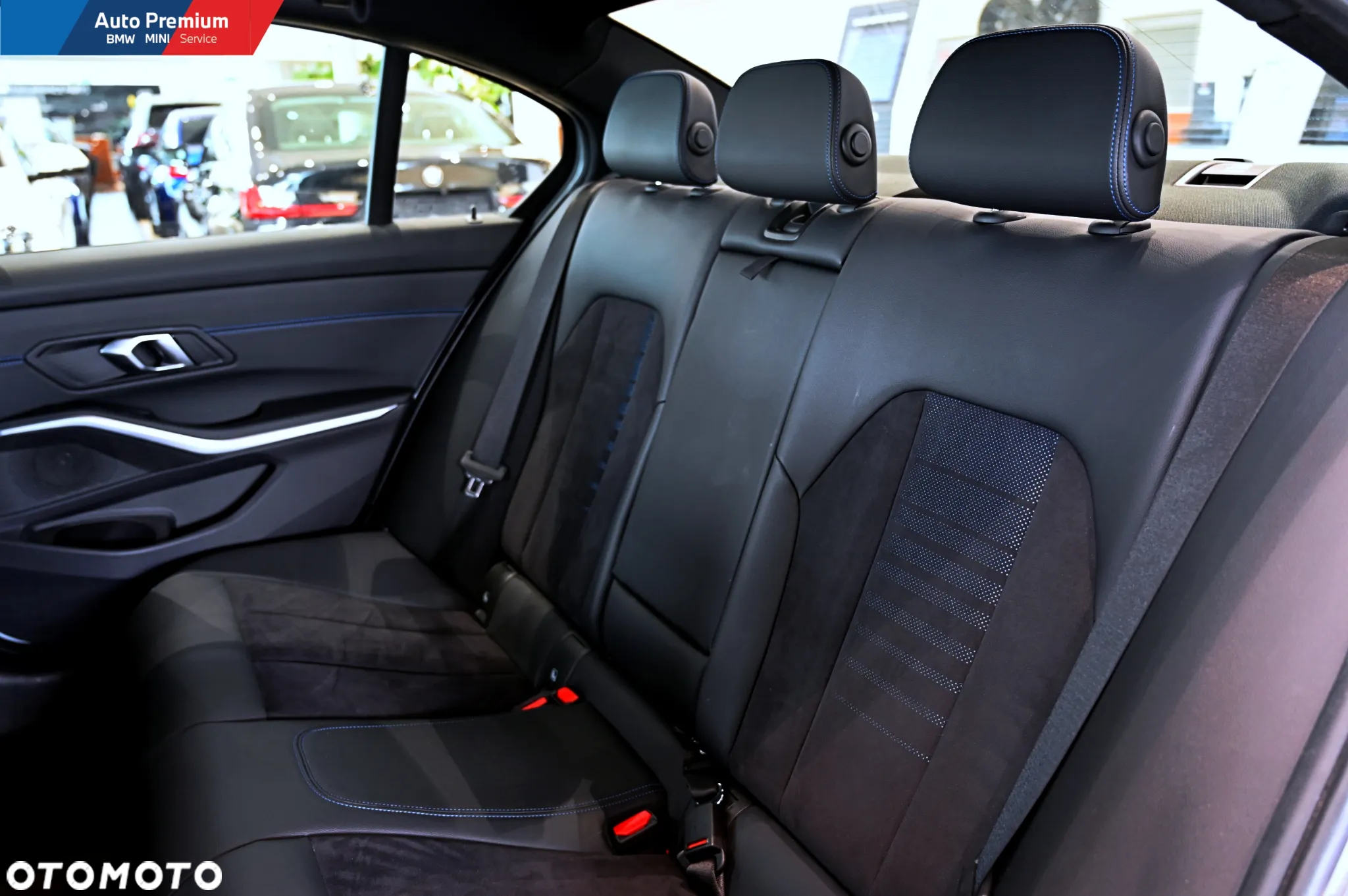 BMW Seria 3 318i M Sport - 16