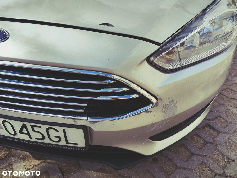 Ford Focus 1.5 TDCi SYNC Edition - 10
