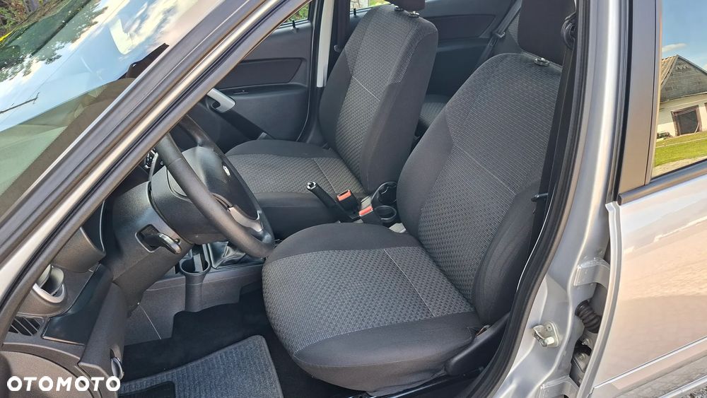Ford Fiesta 1.25 Champions Edition - 25